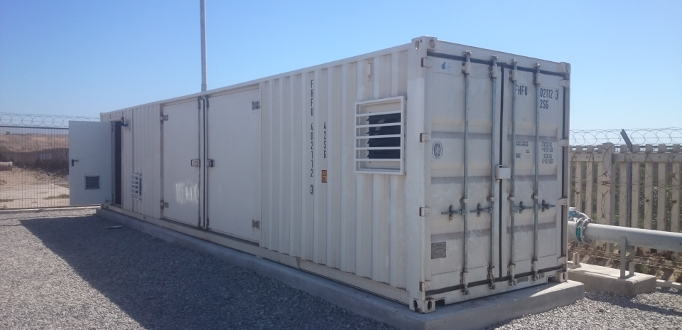 Gas conditioning pipework inside a containerised plant